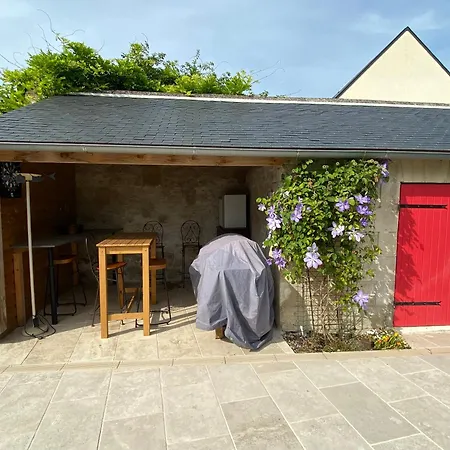 Holiday home Maison Au Calme Avec Piscine Bucy-le-Long