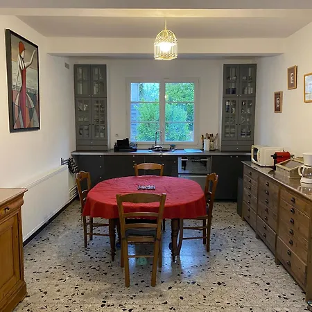 Maison Au Calme Avec Piscine *